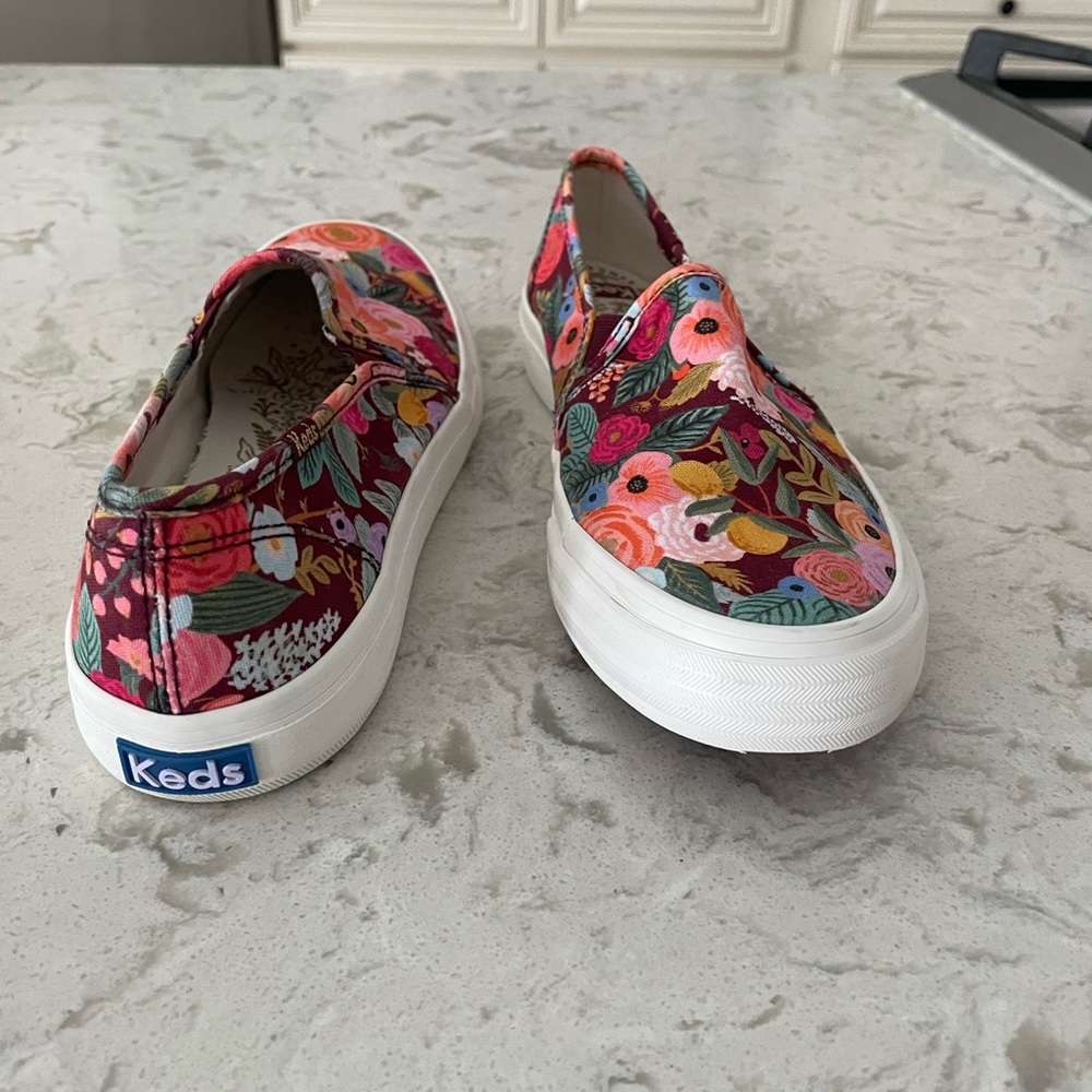 Keds floral slip on tennis shoes - new